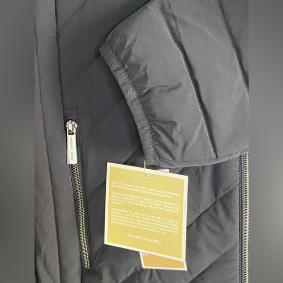 NEW Michael Kors Women’s Packable Down Fill Puffer Jacket Coat Dark Navy S, M. - Picture 3 of 8